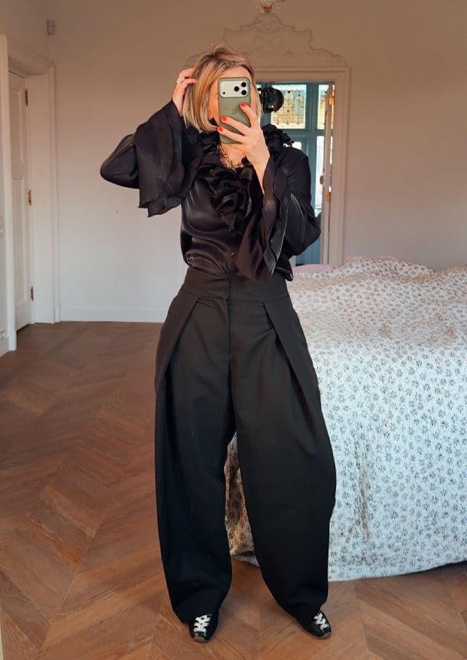 Stylish Black Trousers — Mono Pleat, AndBloom