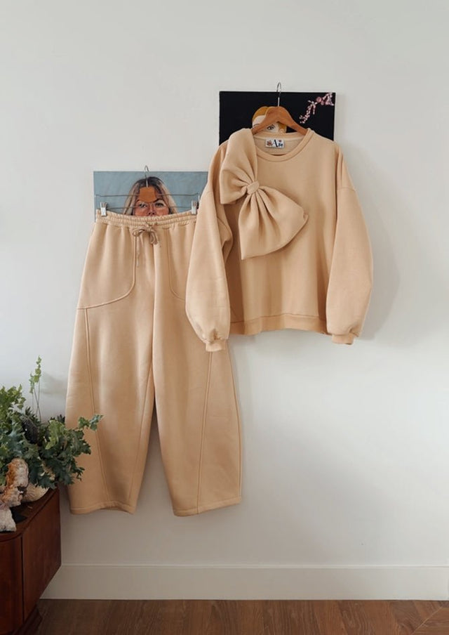 Lunar Grace - AndBloom