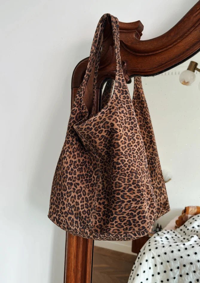 AndBloom - The Zaya Bag - Shoulder Bag - Hanging at mirror