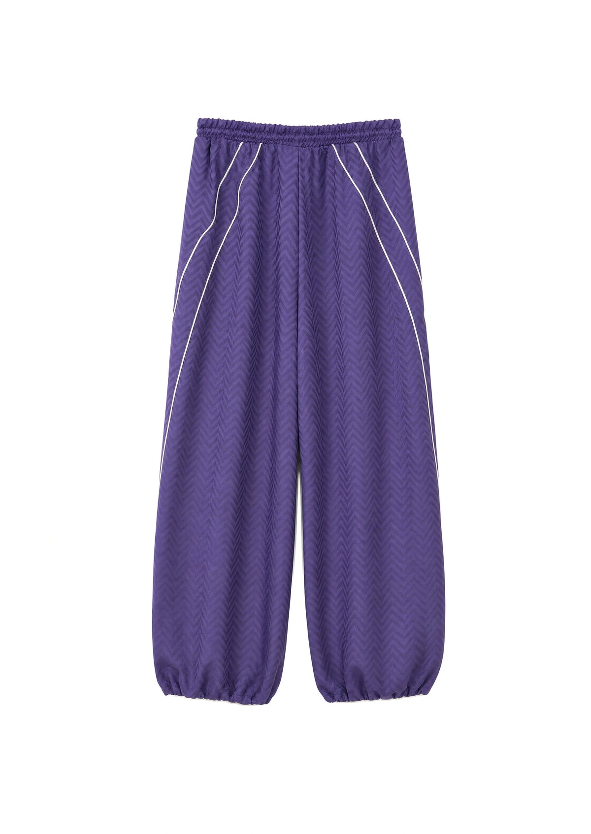 Amara in Purple, Foto 2