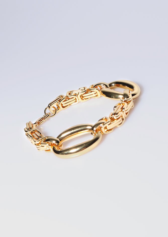 Clara Shape - AndBloom