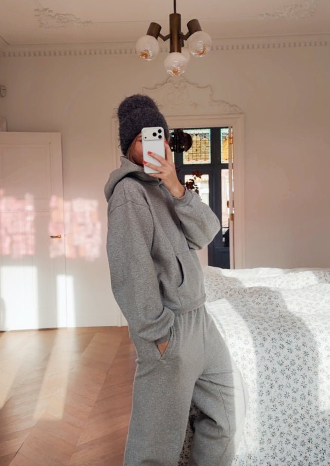 AndBloom - Classic Hoodie - Grey Hoodie  - Dee wearing the complete set