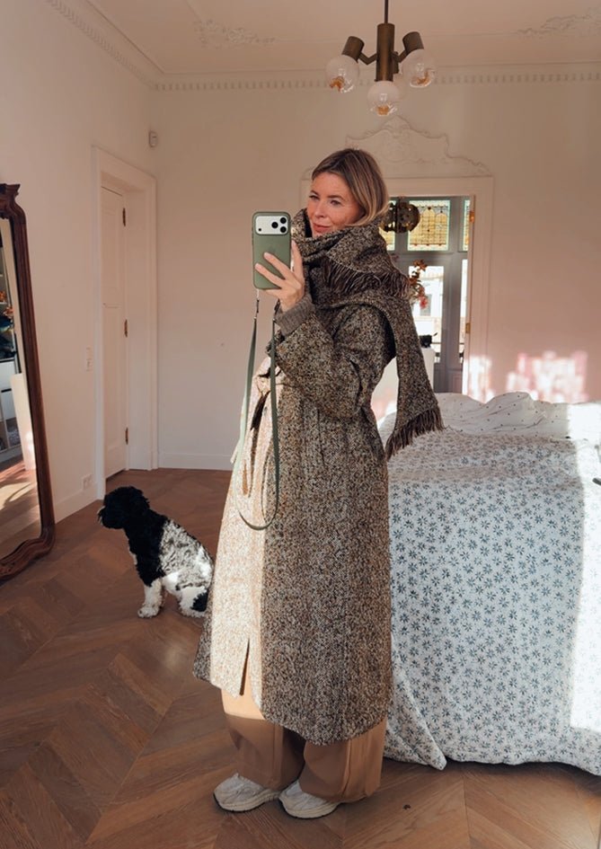 Knot & Button - AndBloom