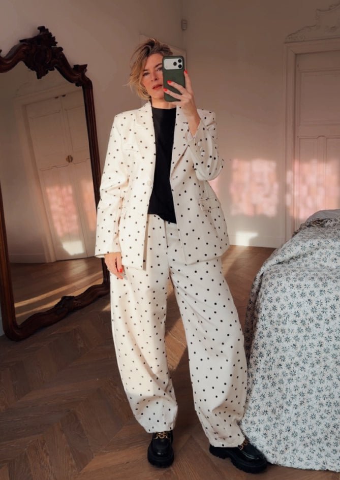 AndBloom - Polished Calm - White Blazer - Dee wearing the Blazer