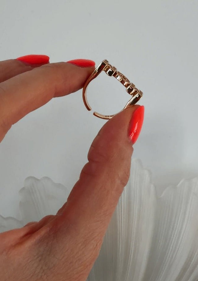 AndBloom - Mom - Gold Ring with rhinestones - detailed view