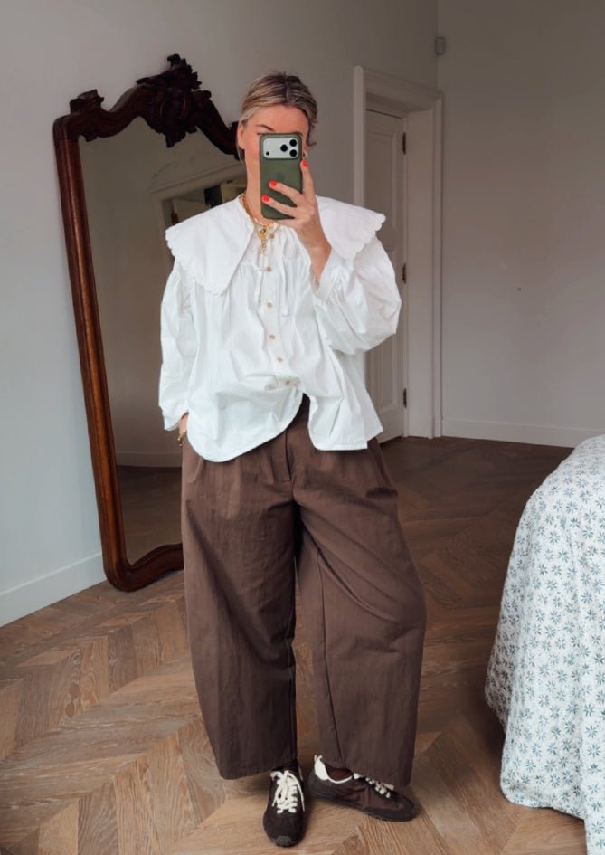 AndBloom - Sienna Rose - Brown Trousers - Dee wearing the trousers