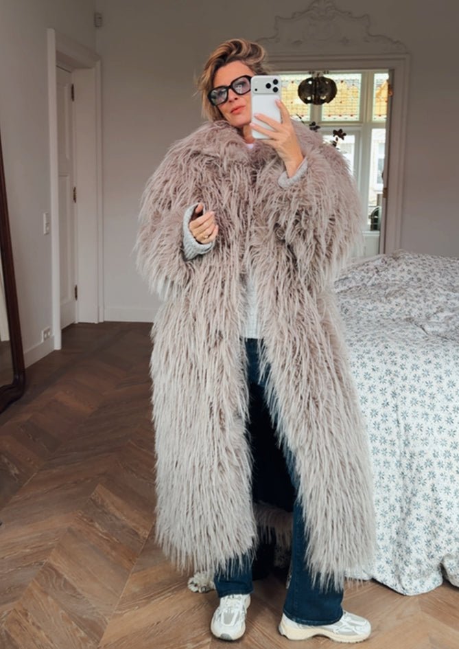 The Anastasia - AndBloom