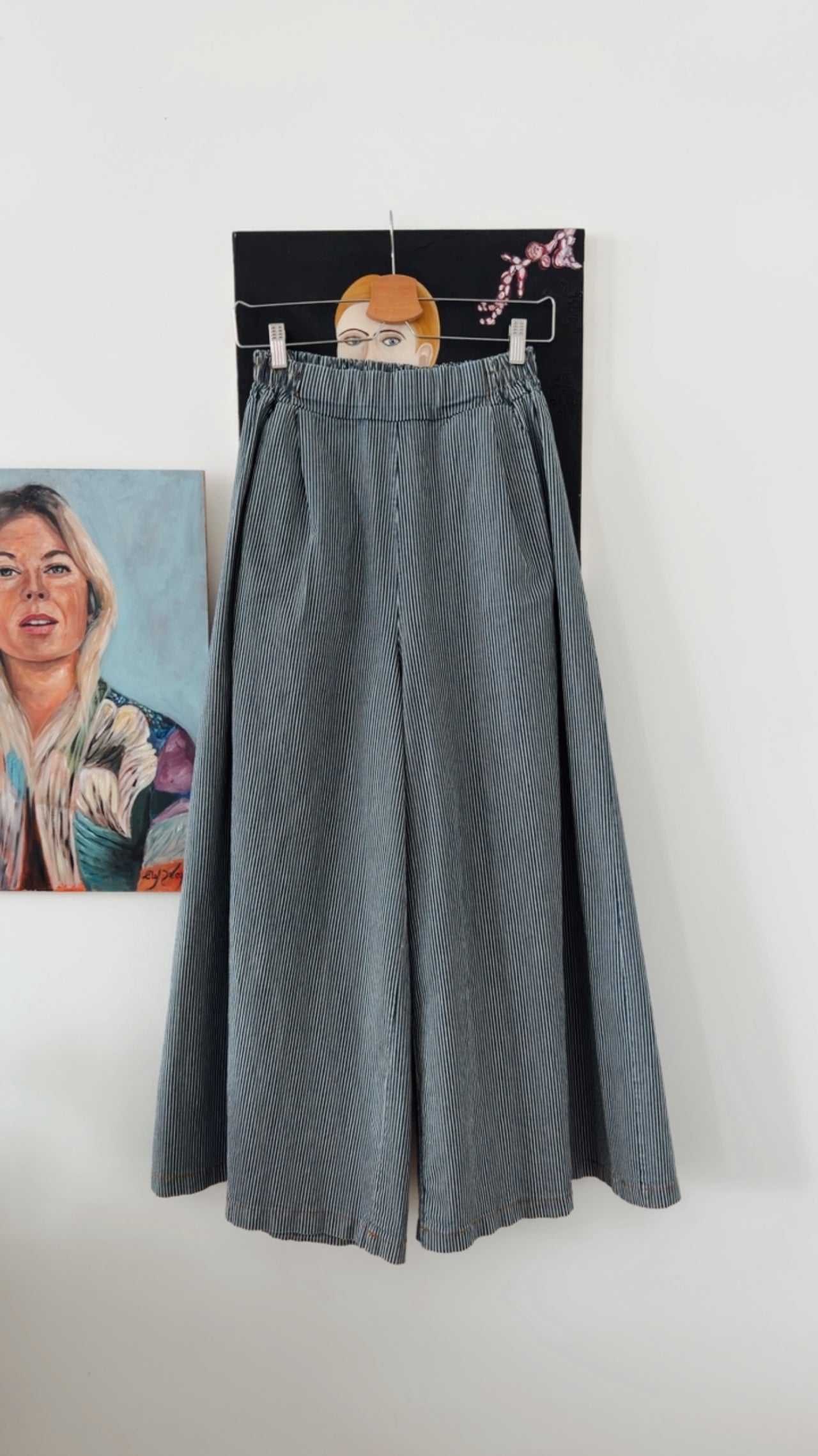 The Ellis - AndBloom