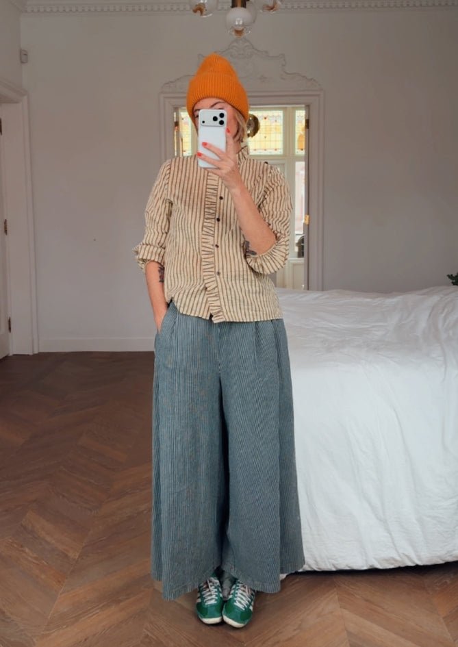 The Ellis - AndBloom