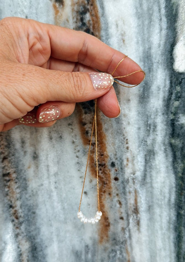 Mini pearl necklace - AndBloom